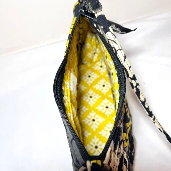 Vera Bradley (Retired) Baroque Small Purse-Black/Gold-Cloth-Pleated - Picture 13 of 15